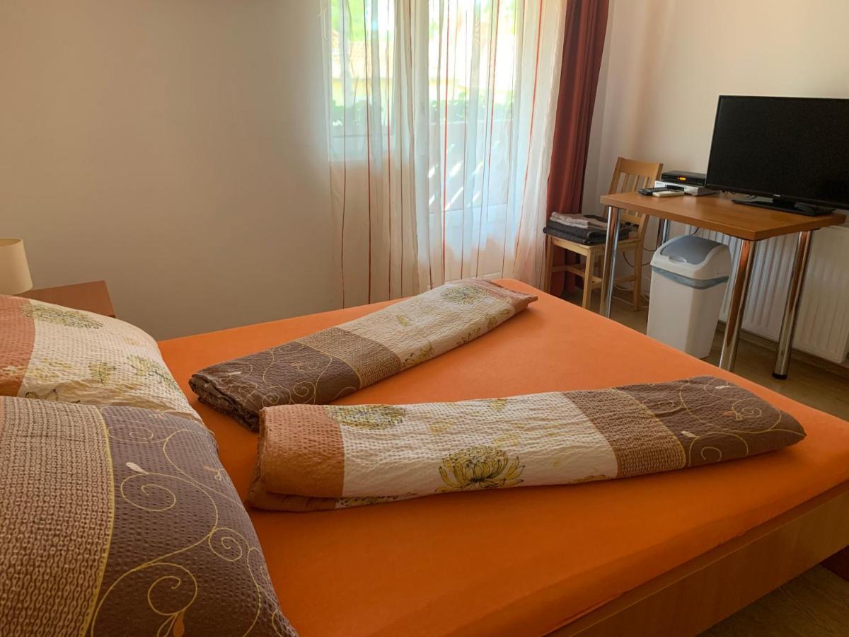 Bed and Breakfast Hableany Etterem, Pizzeria Es Vendeghaz Balatonmáriafürdő Zewnętrze zdjęcie